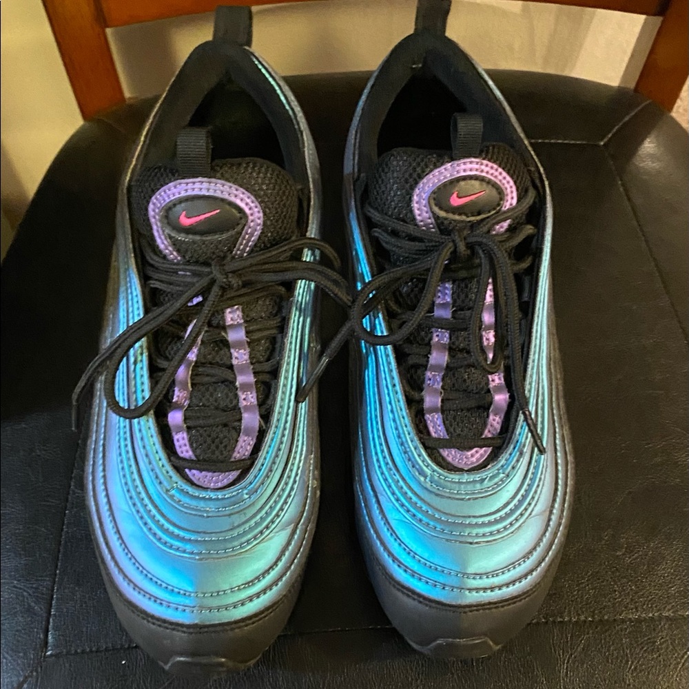 Metallic Nike Air max 97. Size 6.5 Youth